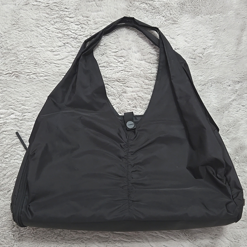 Mondetta black nylon yoga gym tote bag with shoe compartment